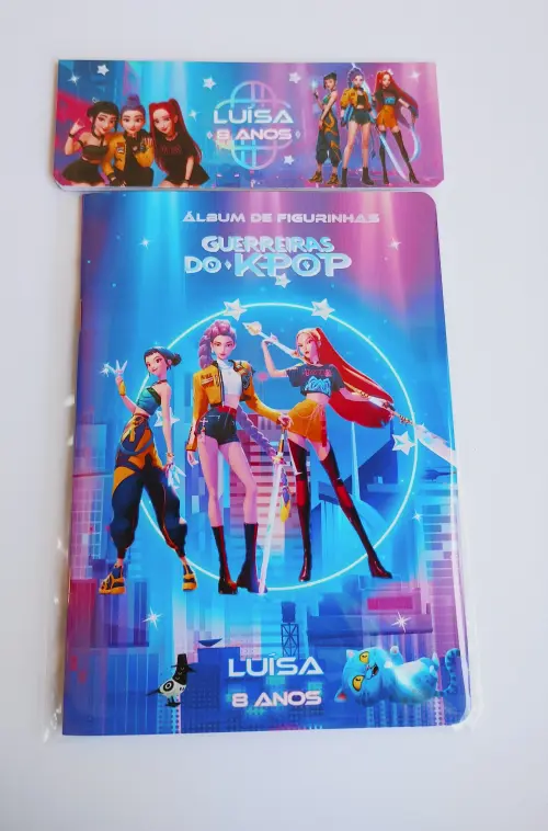 Huntrix Álbum com Figurinhas Guerreiras Kpop Desenho Colorir