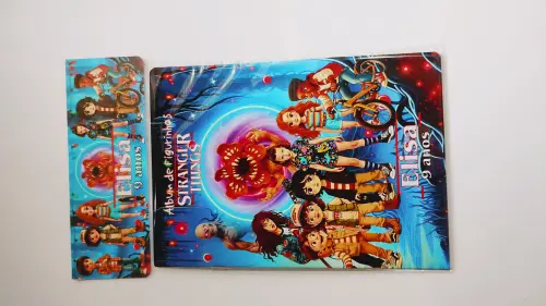 Stranger Things Álbum com Figurinhas Desenhos de Colorir