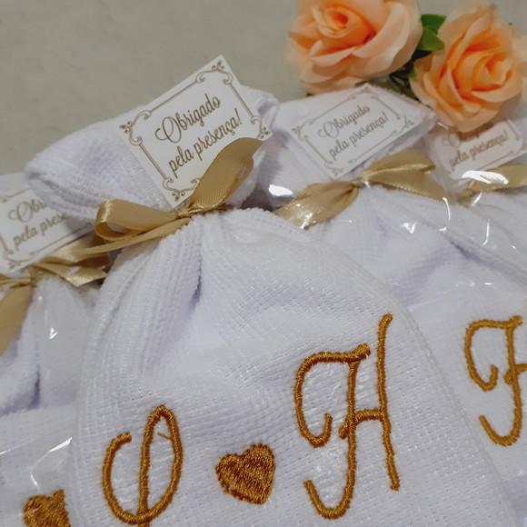 15 Lembrança de Casamento Bordada Monograma Noivos Toalha