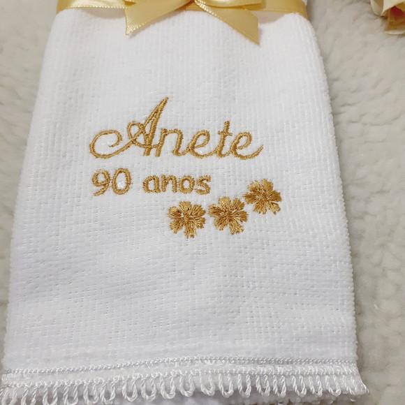 15 Lembrança Personalizada Aniversário 80 Anos Toalha Flor