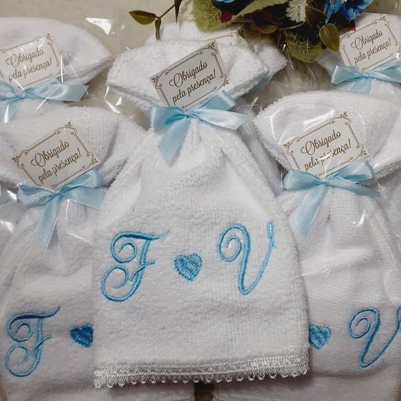 15 Lembranças de Casamento Toalha Bordada Personalizada