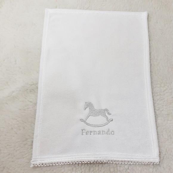 15 Lembranças de Nascimento Bordada Personalizada Cavalinho