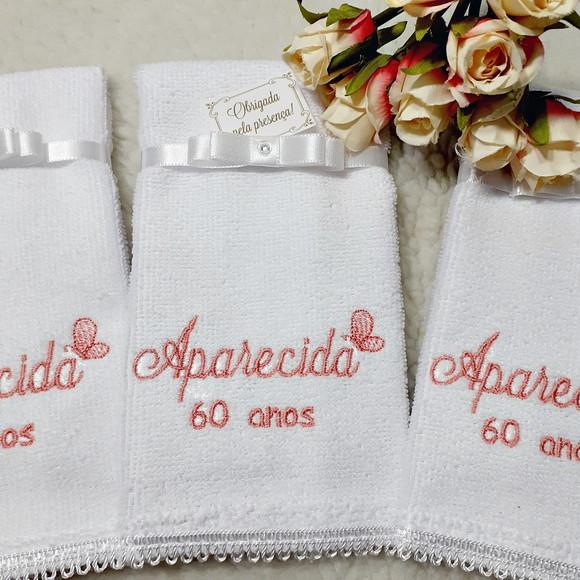 15 Lembrancinha de Aniversário 60 Anos Toalha Personalizada