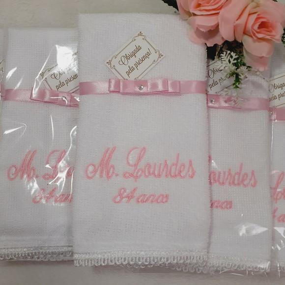 15 Lembrancinhas de Aniversário Personalizada Toalha Bordada