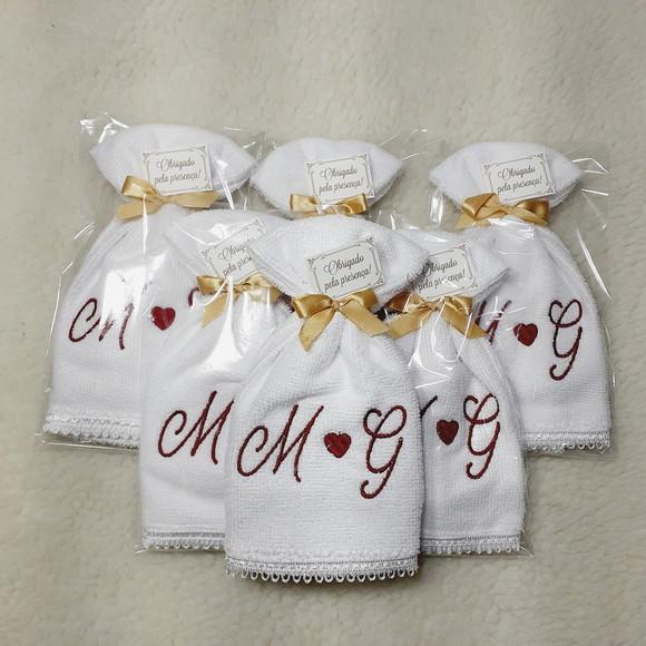 15 Lembrancinhas Personalizada de Casamento Toalha Bordada