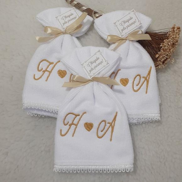 15 Lembrancinhas Personalizada de Casamento Toalha Bordada
