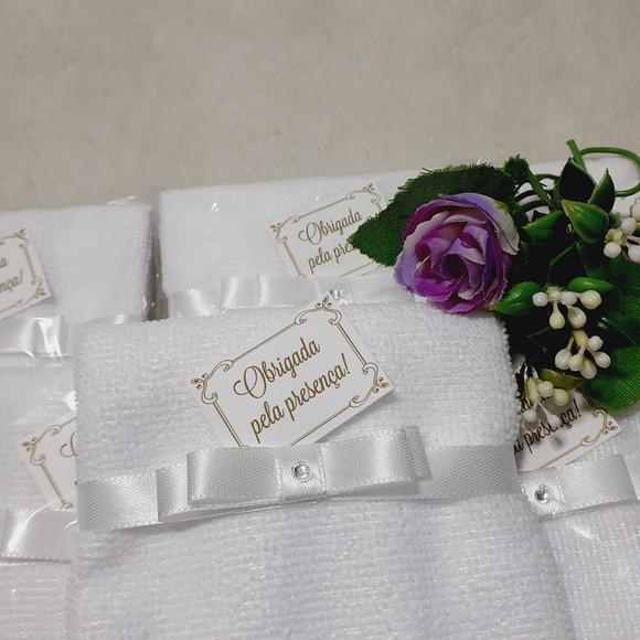20 Lembranças Aniversário 80 Anos Toalha Bordada Nome Flor