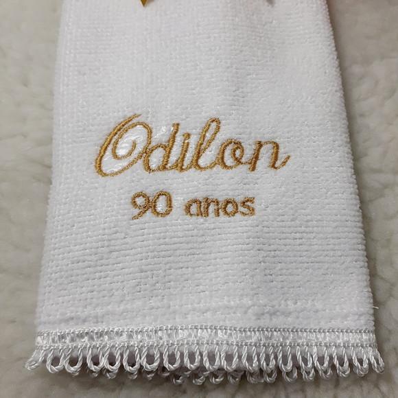 25 Lembrancinha Aniversário 90 Anos Toalhinha Personalizada