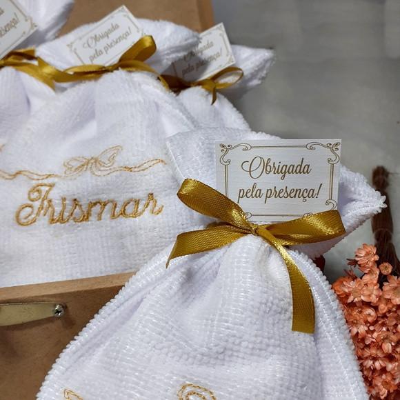 30 Lembrancinha Aniversário 70 Anos Toalha Bordada Feminina