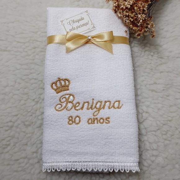 60 Lembrancinha de Aniversário 80 Anos Toalha Bordada Rainha