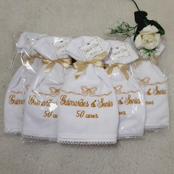 60 Lembrancinhas Personalizadas Bodas de Ouro Toalha Bordada