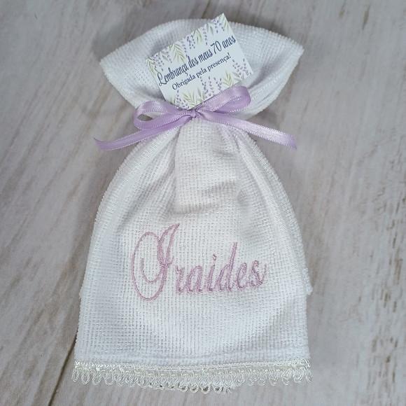 Kit 15 Lembranças Aniversário 70 Anos Toalha Bordada Lavanda
