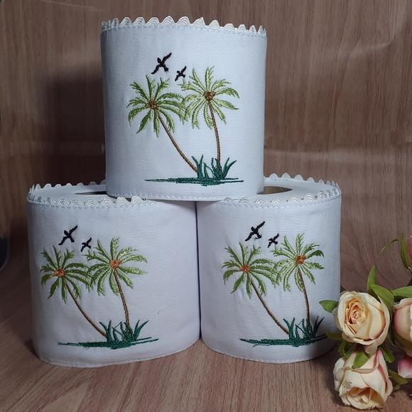 1 Toalha de Lavabo Bordada e 3 Porta Papel Higiênico