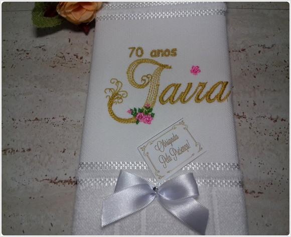 15 Lembrancinhas de Aniversário 70 Anos Toalha Bordada