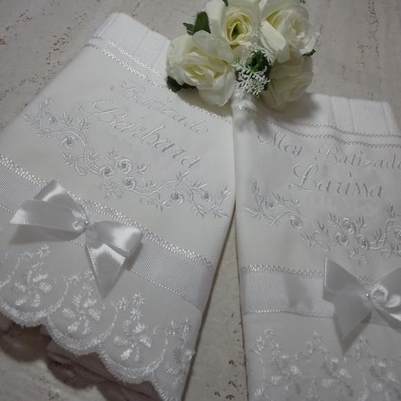 2 Toalhas de Batizado Personalizada para Gêmeas