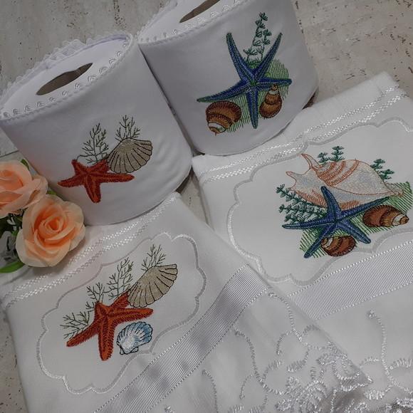 2 Toalhas de Rosto Bordada e 2 Porta Papel Higiênico