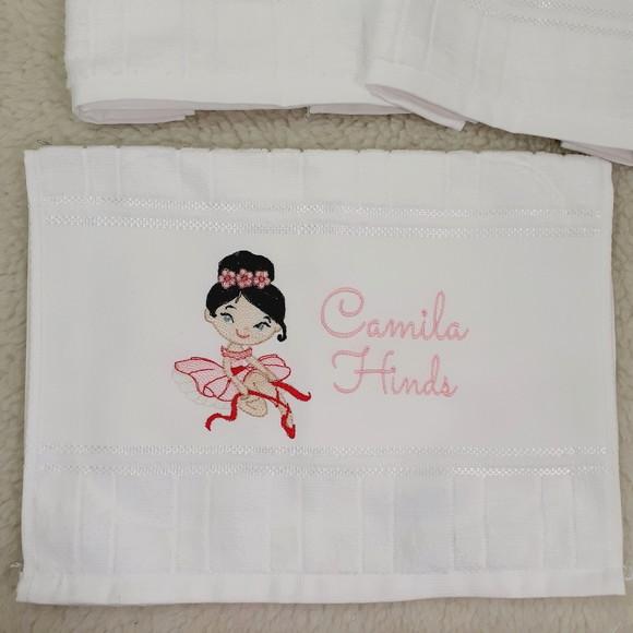 2 Toalhas Escolar Bordada Personalizada Bailarina