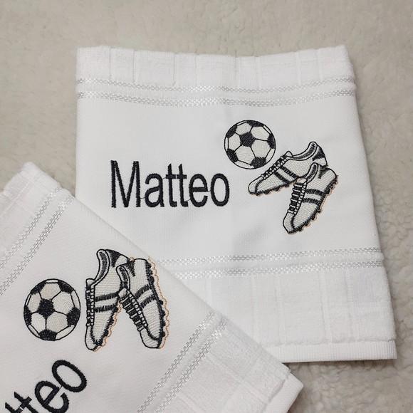 2 Toalhas Escolar Bordada Personalizada Futebol