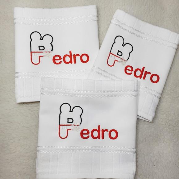 3 Toalhas Bordadas e Personalizadas