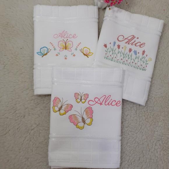 3 Toalhas Escolar Bordada e Personalizada Borboletas