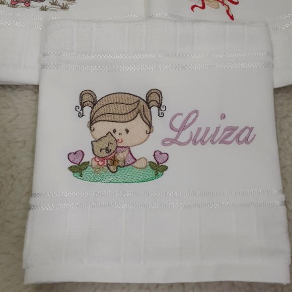 3 Toalhas Escolar Bordada e Personalizada Bonecas