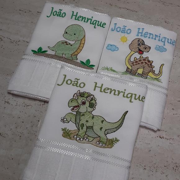 3 Toalhas Escolar Bordada Dinossauro