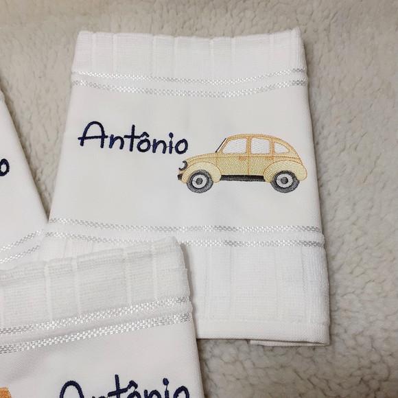 3 Toalhas Escolar Bordada Personalizada Carrinho
