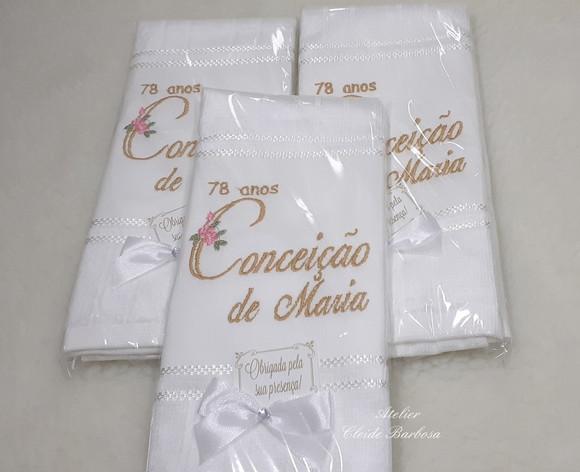 35 Lembranças de Aniversário 78 Anos Toalha Bordada