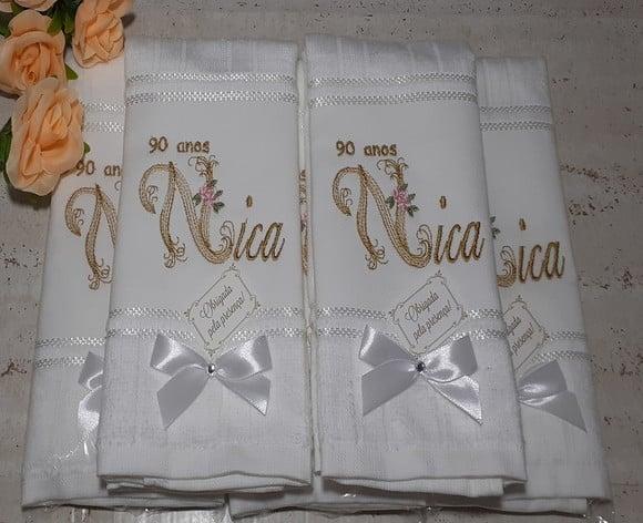 35 Lembranças de Aniversário 90 Anos Toalha Personalizada