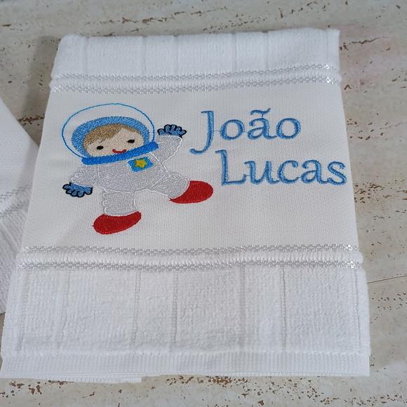 Kit Escolar Toalha Rosto e Lavabo Personalizada Dinossauro