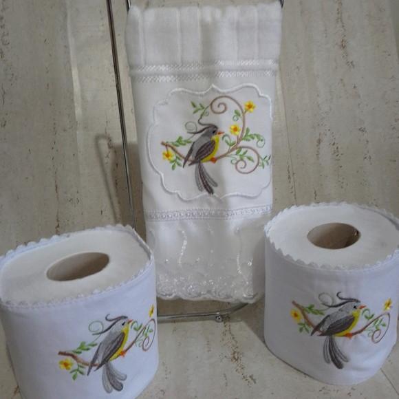 Kit Toalha de Lavabo Bordada e Porta Papel Higiênico
