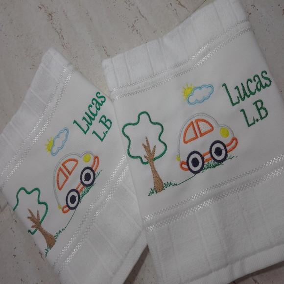 Kit Toalha Escolar Bordada Carrinho 2 Unidades