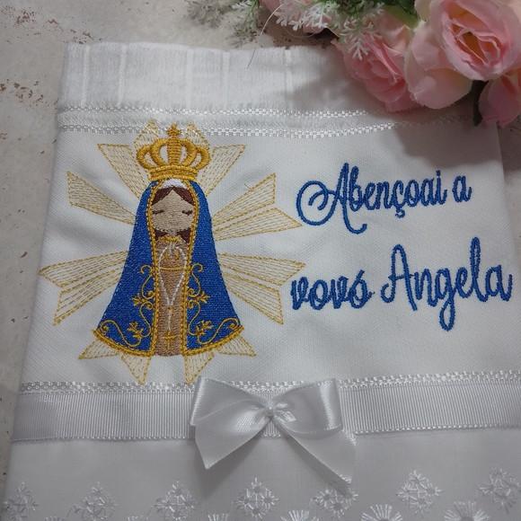 Lembrança Toalha Bordada e Personalizada para os Avós