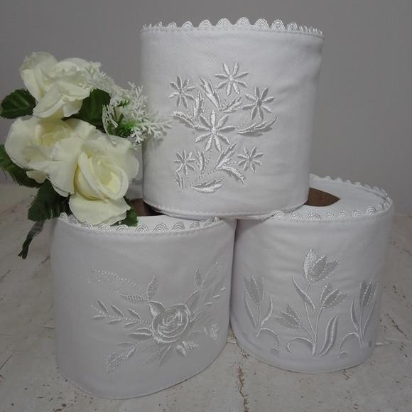 Porta Papel Higiênico Bordado Flores 3 Unidades