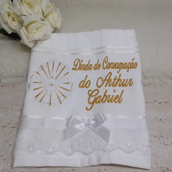 Toalha Bordada para Madrinha de Consagração
