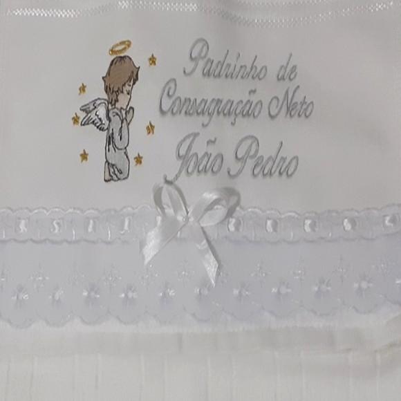 Toalha Bordada para Padrinho e Madrinha de Batismo