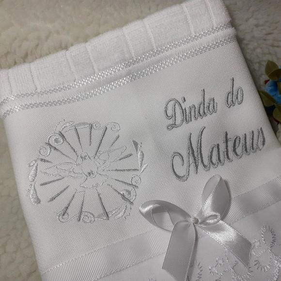 Toalha Bordada para Padrinho e Madrinha de Batismo