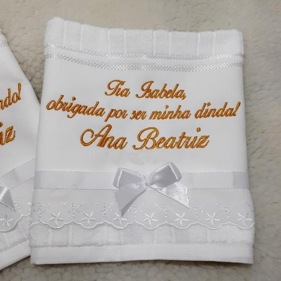 Toalha Bordada para Padrinho e Madrinha de Batismo