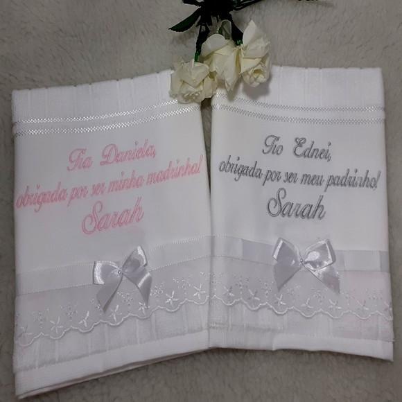 Toalha Bordada para Padrinho e Madrinha de Batismo