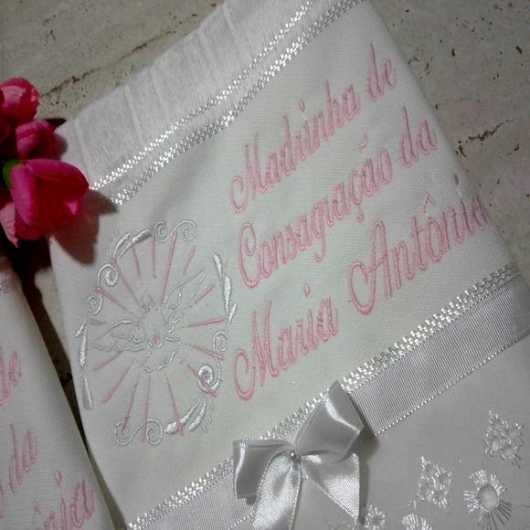 Toalha Bordada para Padrinho e Madrinha de Batismo