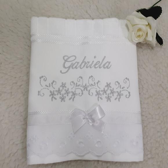 Toalha de Batismo Personalizada Floral Menina