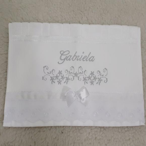 Toalha de Batismo Personalizada Floral Menina