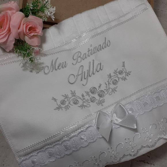 Toalha de Batismo Personalizada Flores
