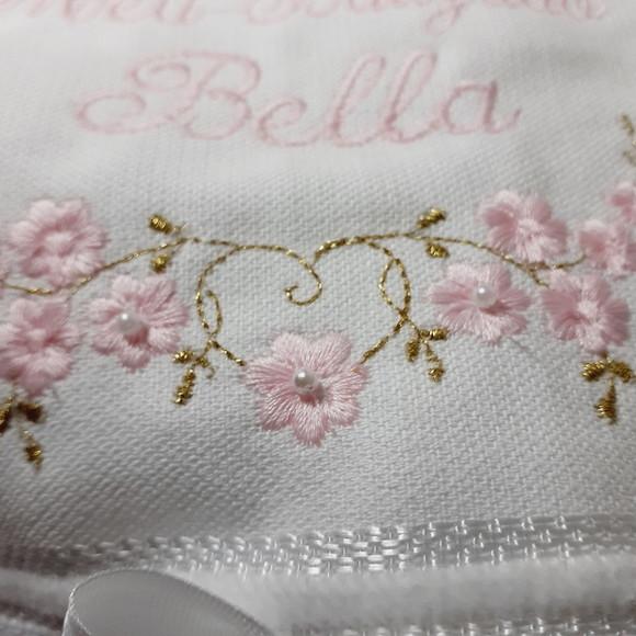 Toalha de Batizado Aveludada Floral Menina