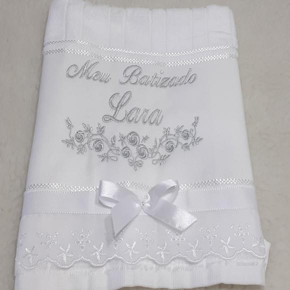Toalha de Batizado Aveludada Floral Menina