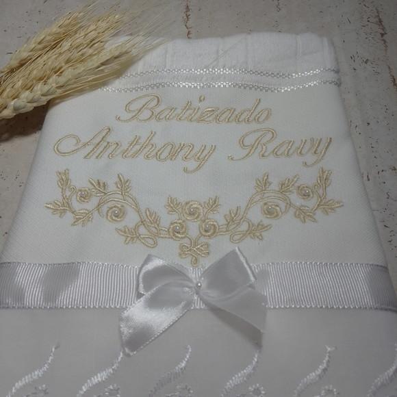 Toalha de Batizado Bordada Personalizada