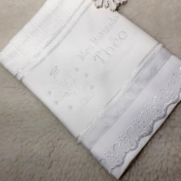 Toalha de Batizado Bordado Anjinho