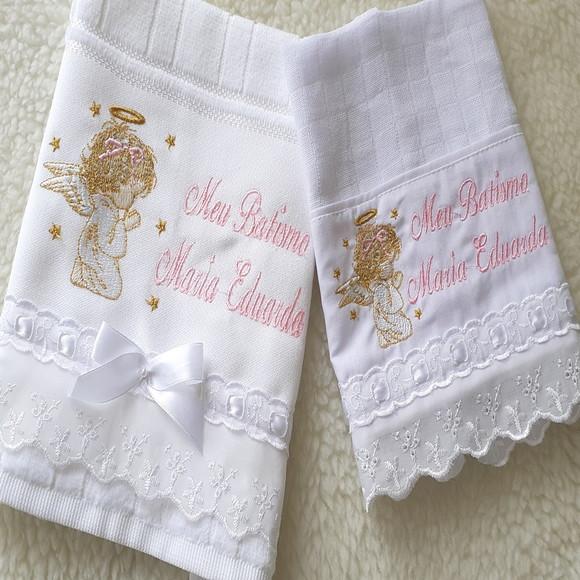 Toalha de Batizado e Fralda de Boca Personalizada Anjinho
