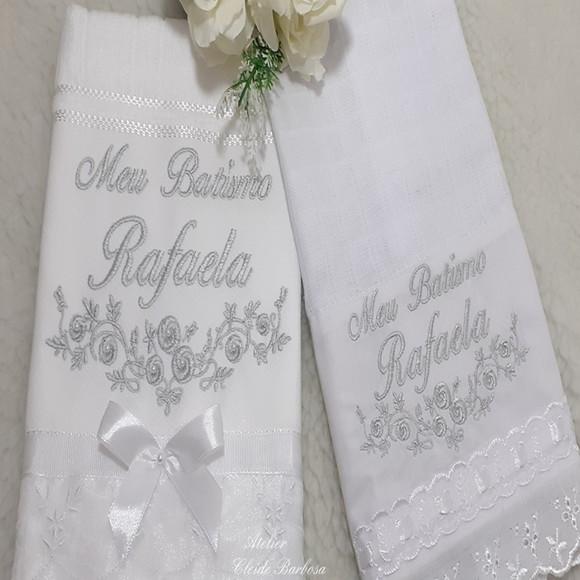 Toalha de Batizado e Fralda de Boca Personalizada Menina