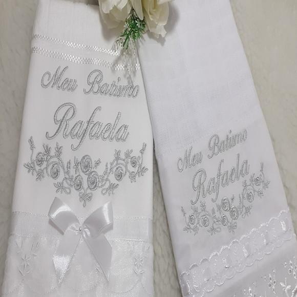 Toalha de Batizado e Fralda de Boca Personalizada Menina